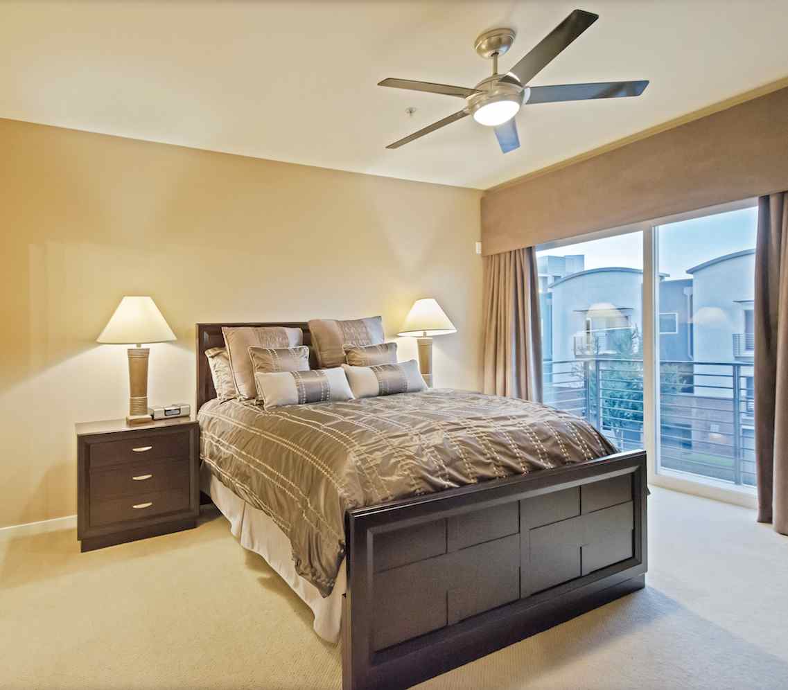 Tempe Town Lake Condos - 525 Town Lake